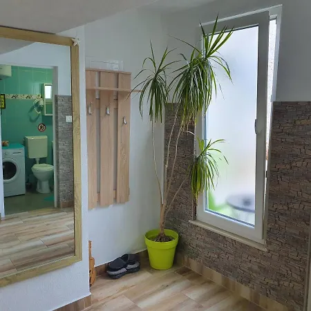 Family Near Old Town アパート *