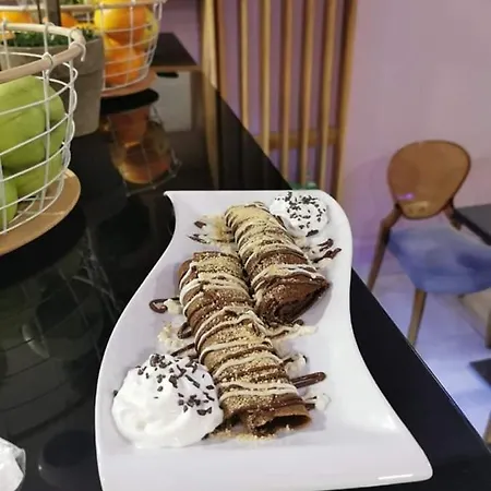 Family Near Old Town アパート *