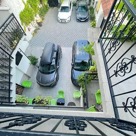 Family Near Old Town アパート *